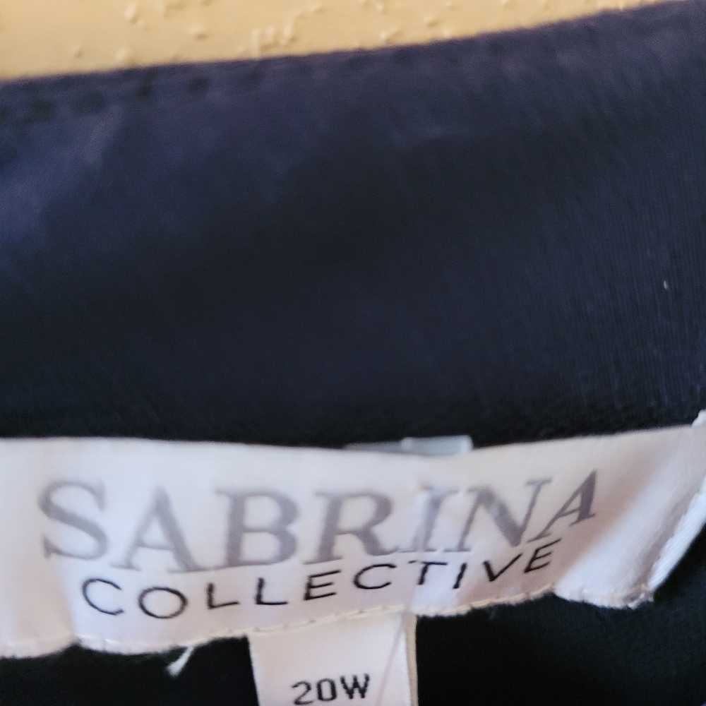Sabrina Collective blue jumpsuit. Short sleeve. Hidden zipper in the ba… - Picture 2 of 8
